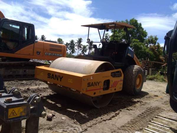 construction equipment rental service in the Philippines